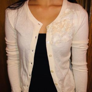 New Abercrombie kids ivory cardigan